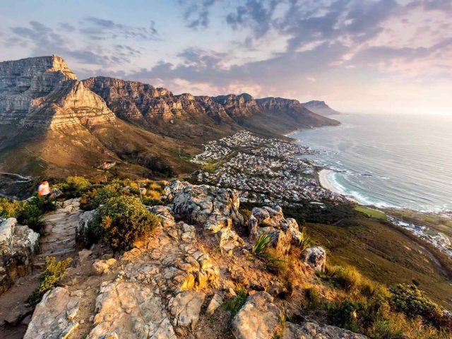 https://dreamlifetravelstour.com/media/2018/08/post_capetown_06-640x480.jpg